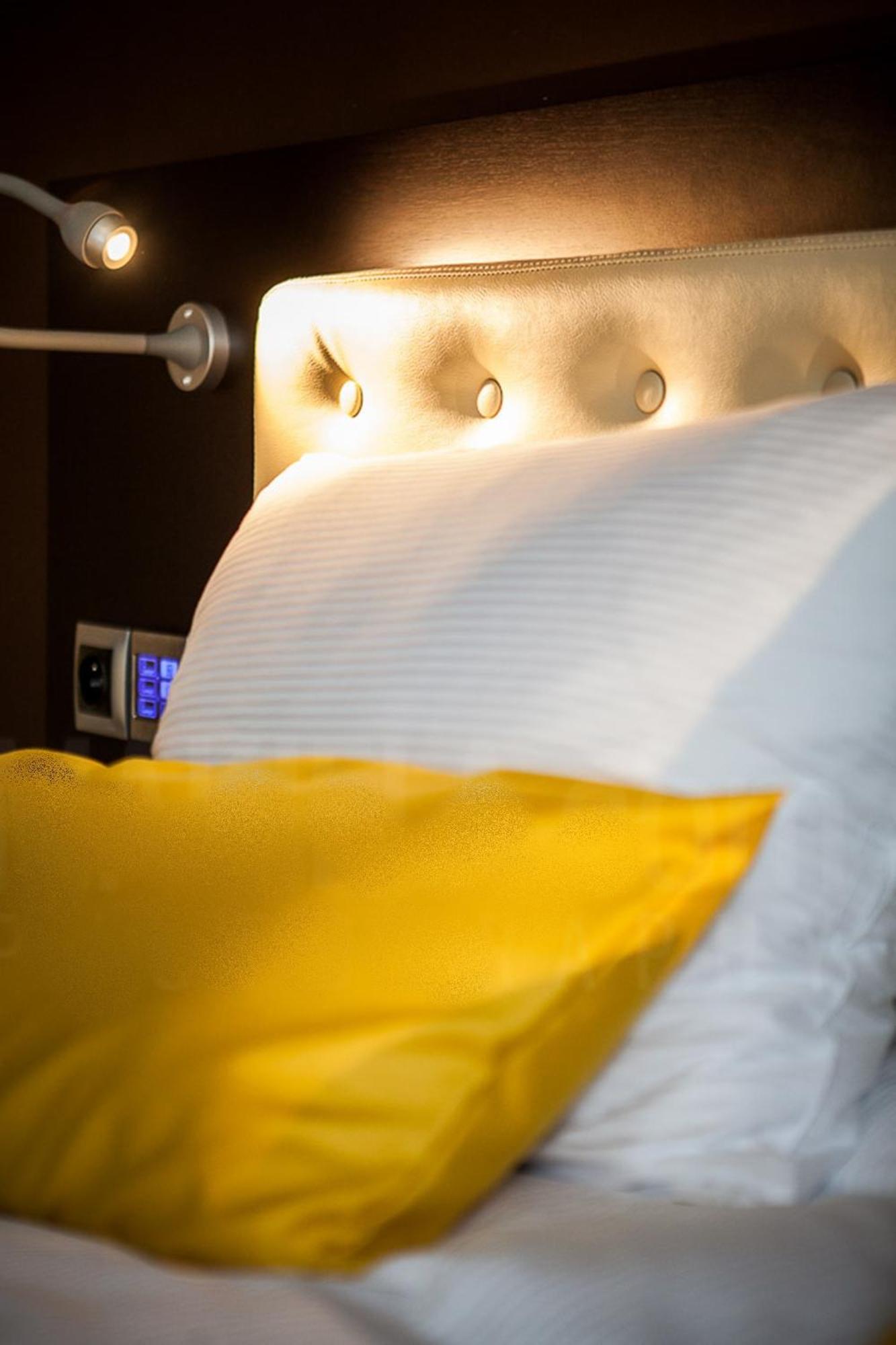 Hotel Eclipse Domasław Δωμάτιο φωτογραφία