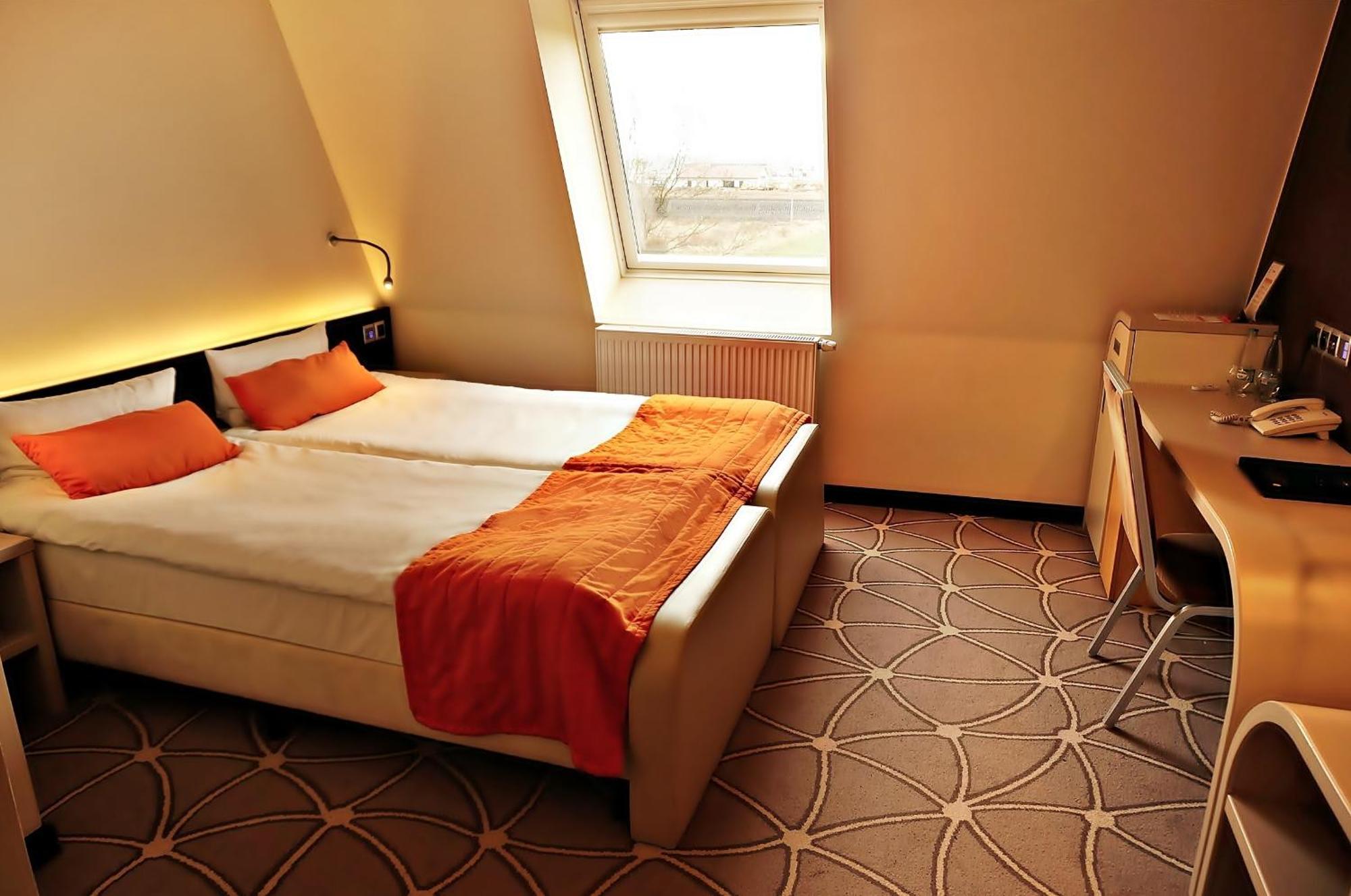 Hotel Eclipse Domasław Δωμάτιο φωτογραφία